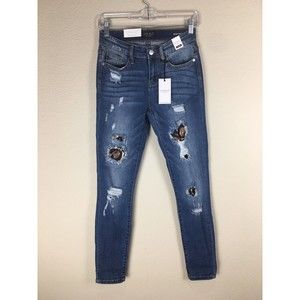 NWT Judy Blue Womens Mid Rise Blue Distressed Skinny Fit Jeans size 3/26